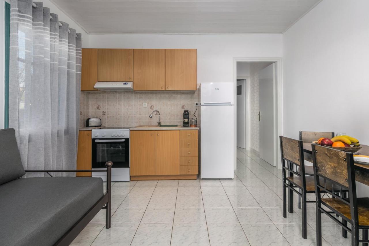 Wood And Stone Apartamento Adamantas  Exterior foto